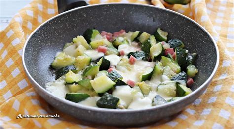 Zucchine In Padella Con Prosciutto Cotto E Mozzarella Contorno Filante