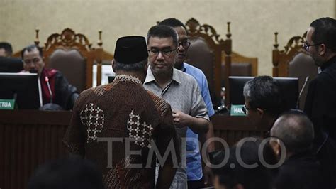 Korupsi Ore Nikel Mantan Dirjen ESDM Ridwan Djamaluddin Divonis 3