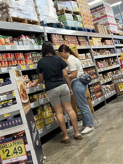 College Freshman Latina Vpl Spandex Leggings Yoga Pants Forum