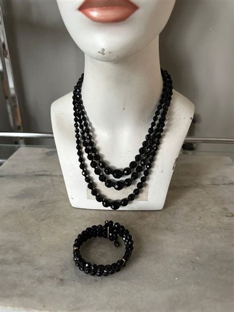 Triple Strand Vintage Black Gem