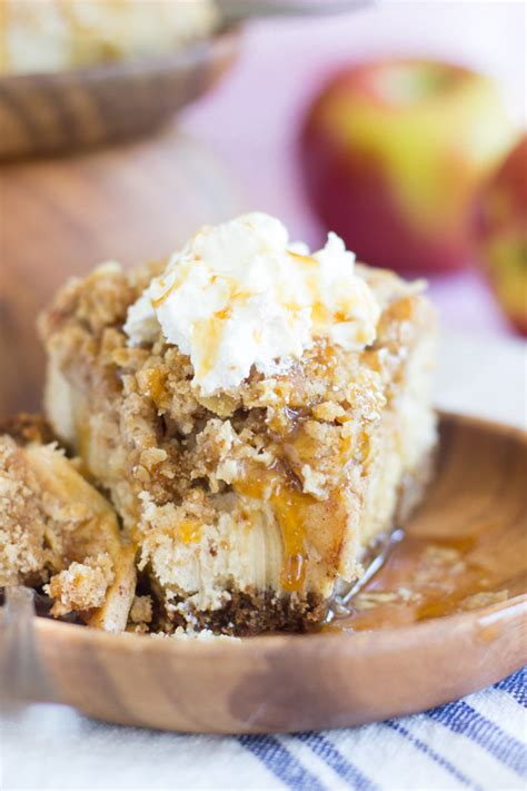 Simply Amazing Caramel Apple Crisp Cheesecake The Gold Lining Girl