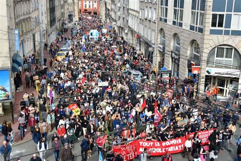 New Violent Clashes Mark 10th Day Of French Pension Protests