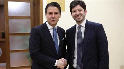 Conte E Speranza Hanno Firmato Il Nuovo Dpcm Con Le Misure Per Il