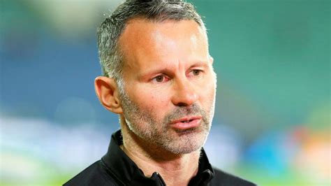 Epl Giggs Reacts After Ten Hag Sanctioned Man Utd Transfer For 26 Year