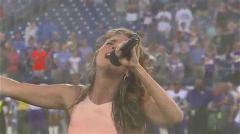 Woman Sings Star Spangled Banner In All 50 States Abc7 Los Angeles