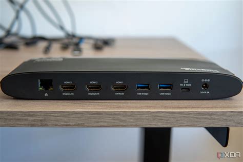 Plugable Ud 3900pdh Docking Station Review An Affordable Dock With A Lot Of Ports