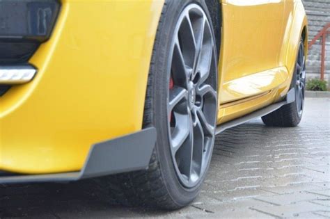 RACING SIDE SKIRTS DIFFUSERS RENAULT MEGANE MK3 RS Our Offer