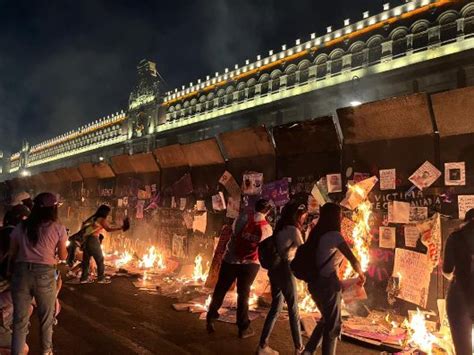 Una Mujer Muerta El Saldo De La Marcha Feminista M En Cdmx