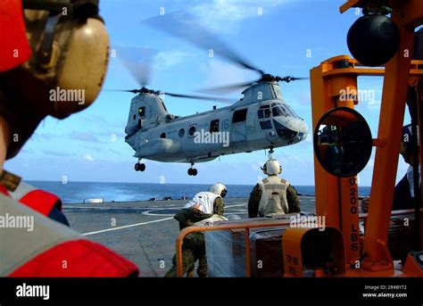 Us Navy A Ch E Sea Knight Assigned To The Flying Tigers Of Marine