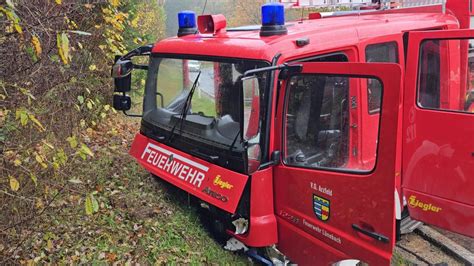 Bitburg Pr M Unfall Mit Feuerwehrauto Swr Aktuell