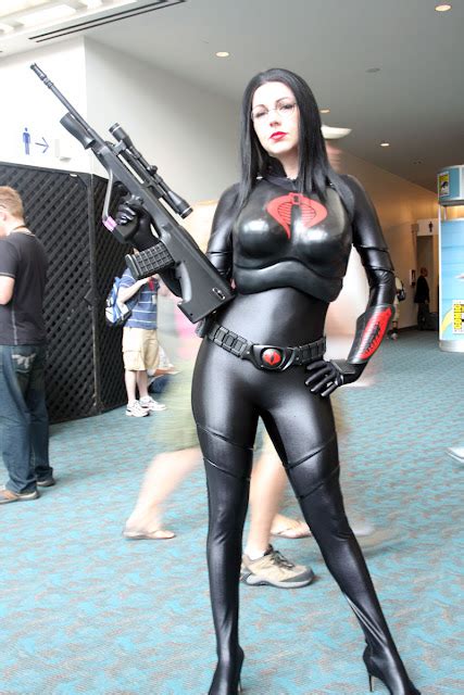 COSPLAY WOMAN GI Joe Baroness Collection