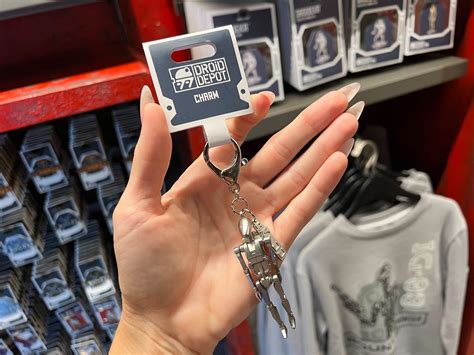 New Battle Droid Keychain At Star Wars Galaxy S Edge In Disney S