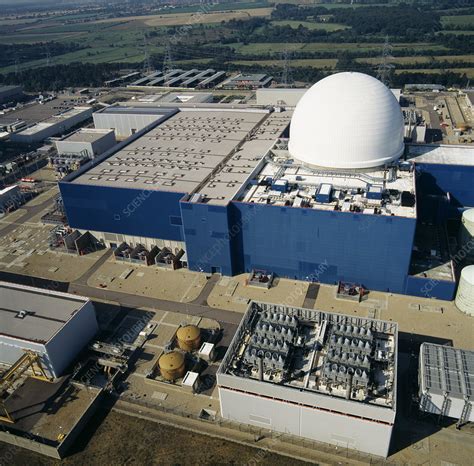 Sizewell B nuclear power station - Stock Image - T170/0556 - Science ...