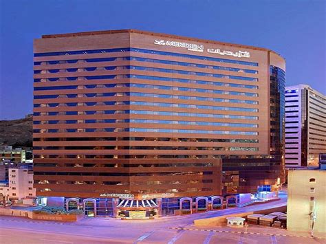 Le Meridien Hotel Makkah Bintang 5 | Cheria Holiday