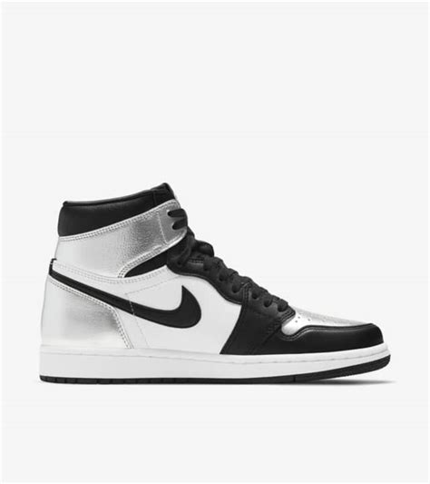 Women S Air Jordan 1 Silver Toe Release Date Nike SNKRS IN