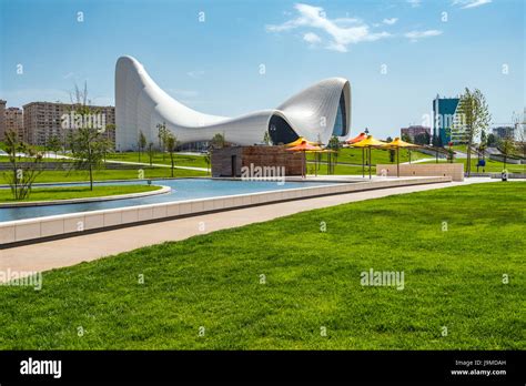 Zaha Hadid Heydar Aliyev Center Hi Res Stock Photography And Images Alamy