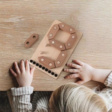 Puzzle en bois de numération Maison du Bois