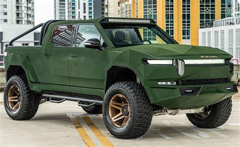 Una Pick Up Eléctrica En Una Unidad De Combate Así Es La Rivian R1t