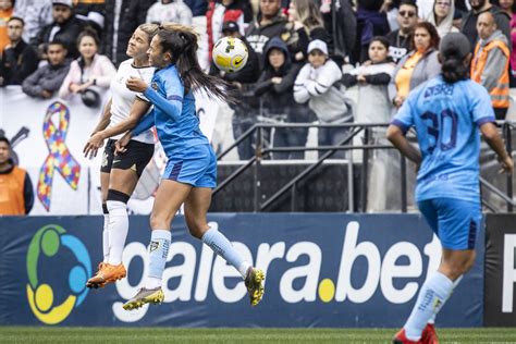 Veja fotos de Corinthians x Real Brasília pelo Brasileirão feminino