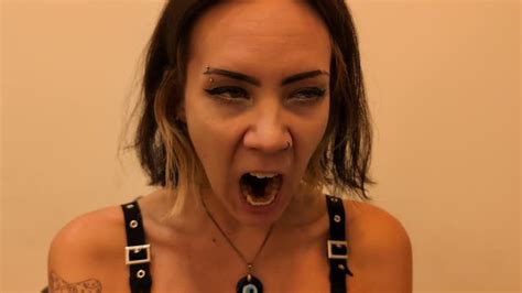 Watch Sick Yawning Miinxiiee Porn Video Nudespree