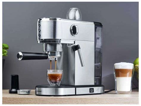 Machine à café expresso SilverCrest Slim 15 bars Dealabs