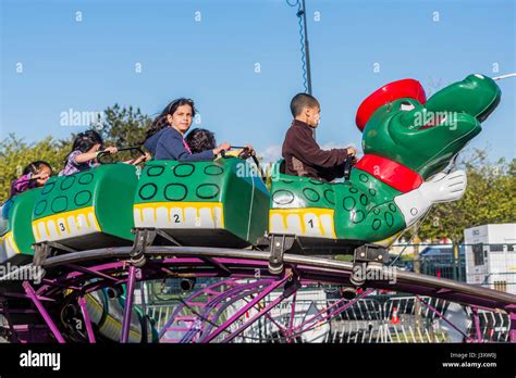 Kiddie Coaster Hi Res Stock Photography And Images Alamy