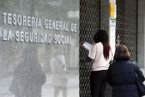 La Seguridad Social Avisa De Un Timo Que Ofrece Subir Las Pensiones