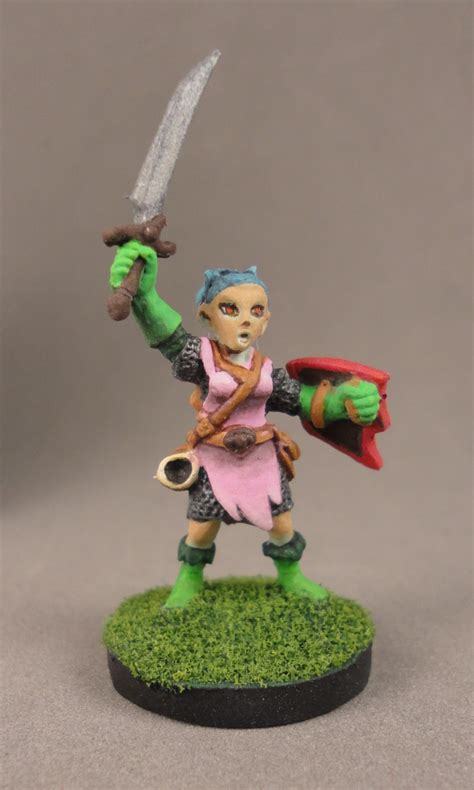 Elliwyn Heatherlark Gnome Bard Show Off Painting Reaper