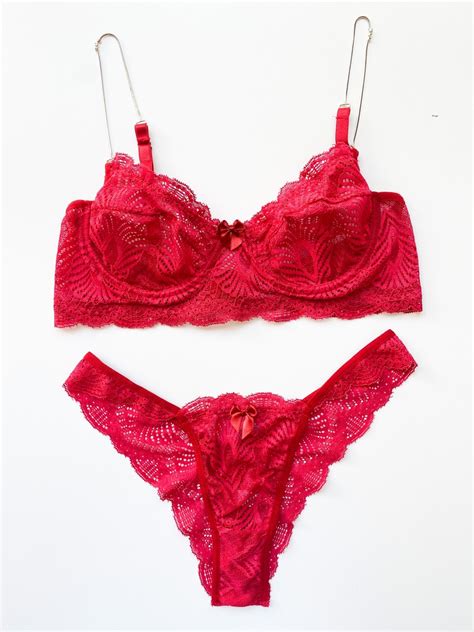 Conjunto Sem Bojo Aro Detalhe Na Alça Strass Site Exclusivo de Lingerie