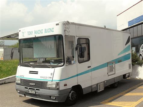 Iveco Turbodaily 49 12 1992 Autonegozio Su Base Iveco Turb Flickr