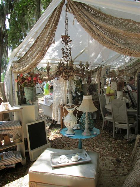 One Shabby Old House Antique Booth Ideas Antique Booth Displays