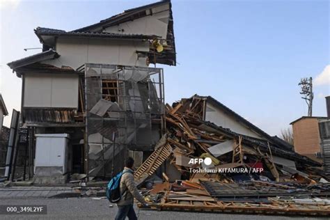 Japan Quake Toll Hits 161 103 Missing The Manila Times