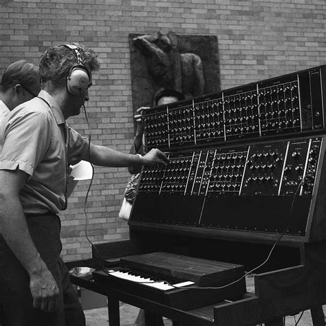 Moog Music The Most Influential Electronic Instrument Turns 60 Euronews