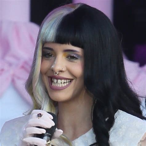 Melanie Martinez Teeth Gap Hot Sex Picture