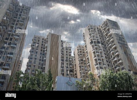 Mumbai During Monsoon Heavy Rain Stock Photo Alamy