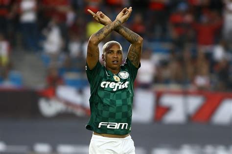 Deyverson Ex Palmeiras Anunciado Como Novo Atacante Do Cuiab