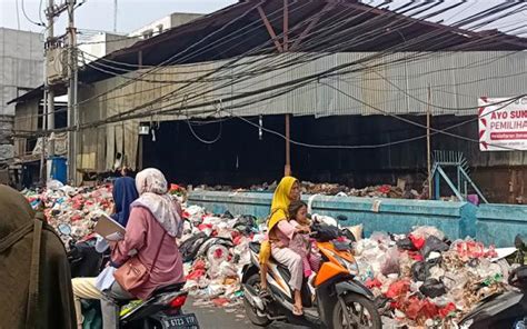 Sampah Menggunung Di Cipondoh Wali Kota Tangerang Duga Ada Buangan