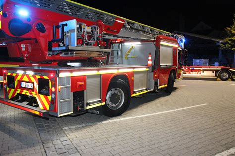 Freiwillige Feuerwehr Stadt Rosenheim E V Fahrzeugsegnung Bei Der