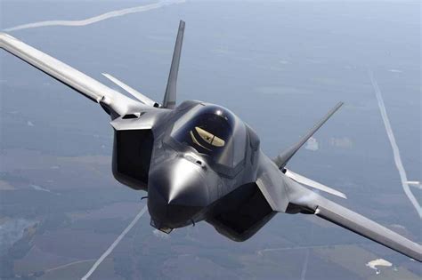 A British Lightning Ii In Flight Over The Usa 1024x681 Os