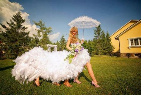 The Most Insane Wedding Dresses A Real Shame Page 15 Of 25 Picline