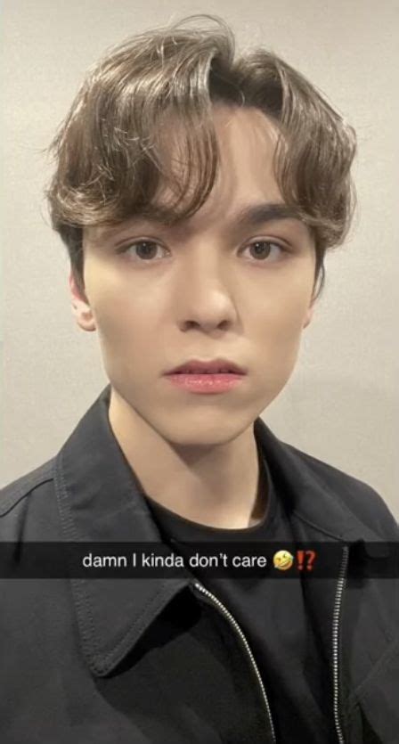 Going Seventeen Vernon Seventeen Seventeen Memes Woozi Wonwoo Kpop