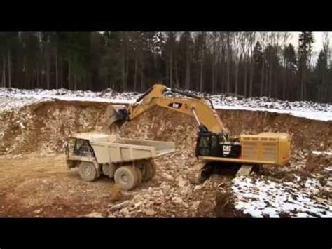 CAT 390F L Large Hydraulic Excavator 87 Ton 543 Hp Specification And