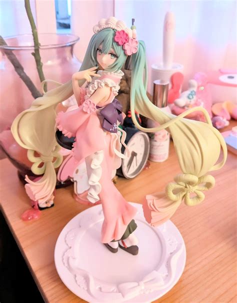 Exceed Creative Figure Hatsune Miku Matcha Green Tea Pink Version