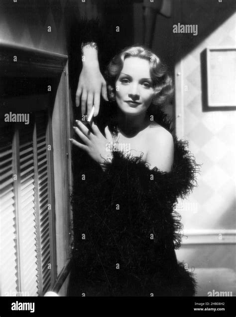 MARLENE DIETRICH in SHANGHAI EXPRESS (1932), directed by JOSEF VON STERNBERG. Credit: PARAMOUNT ...