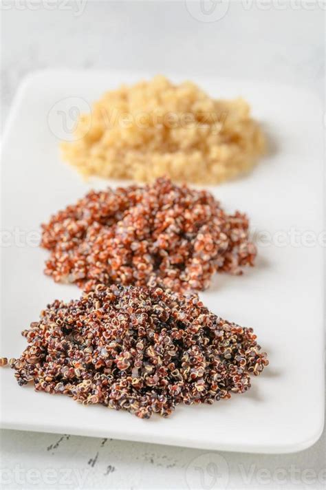 Tr S Tipos De Quinoa Cozida Foto De Stock No Vecteezy