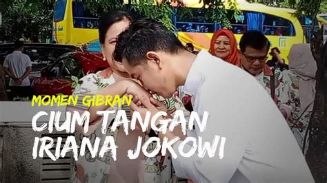 Momen Gibran Cium Tangan Sang Ibu Minta Restu Iriana Jokowi Doa Untuk