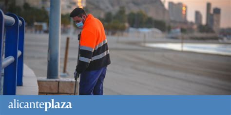 Alicante Recibe La Bandera Ecoplayas Por La Protecci N De El Postiguet