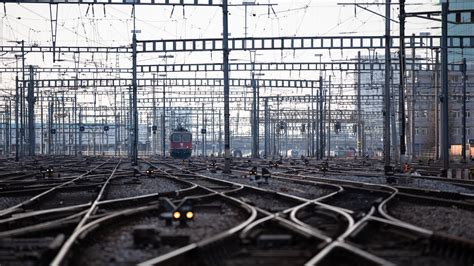 Les Fonds Décran Voie Ferrée En Gare Full Hd Hdtv 1080p 169