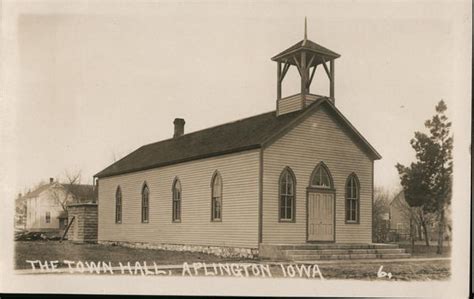 Town Hall Aplington, IA Postcard