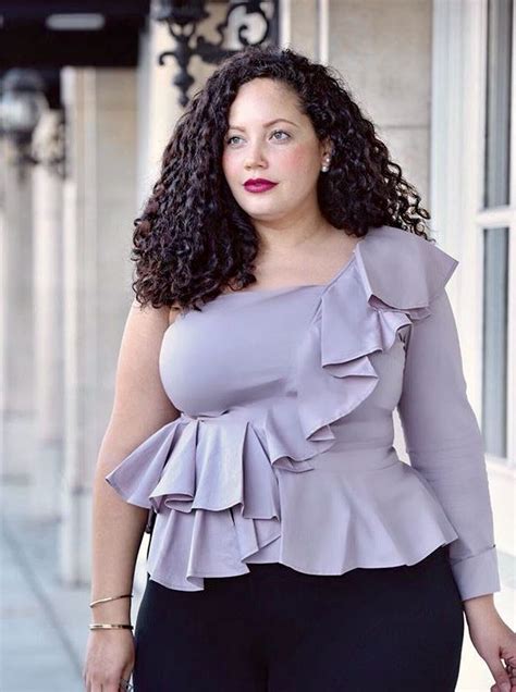 Pin By Bri Jam On Tanesha Awasthi Girl With Curves Curvy Outfits